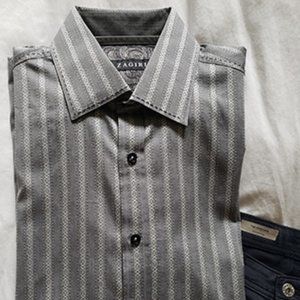 Zigiri Long-sleeve Shirt - Size Medium